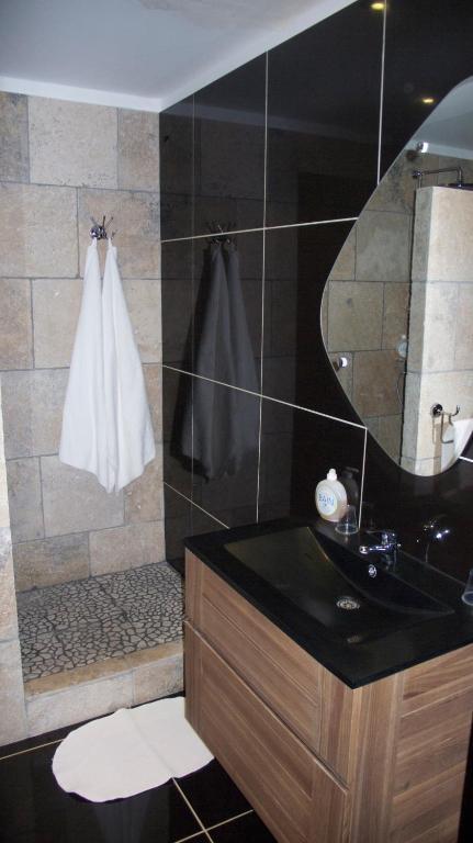 Hotel Saint Trophime Arles Ruang foto