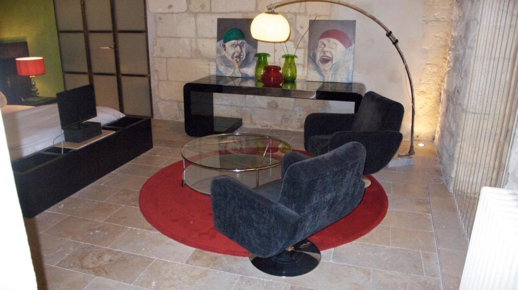 Hotel Saint Trophime Arles Ruang foto